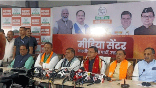 विकसित भारत के साथ हर वर्ग के उत्थान की बात Chief Minister Dhami