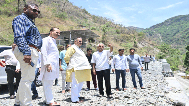 PIC342 Rural Development Minister Ganesh