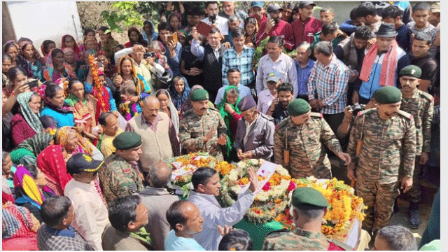 PIC33 Narayan Singh Bisht Last Rites